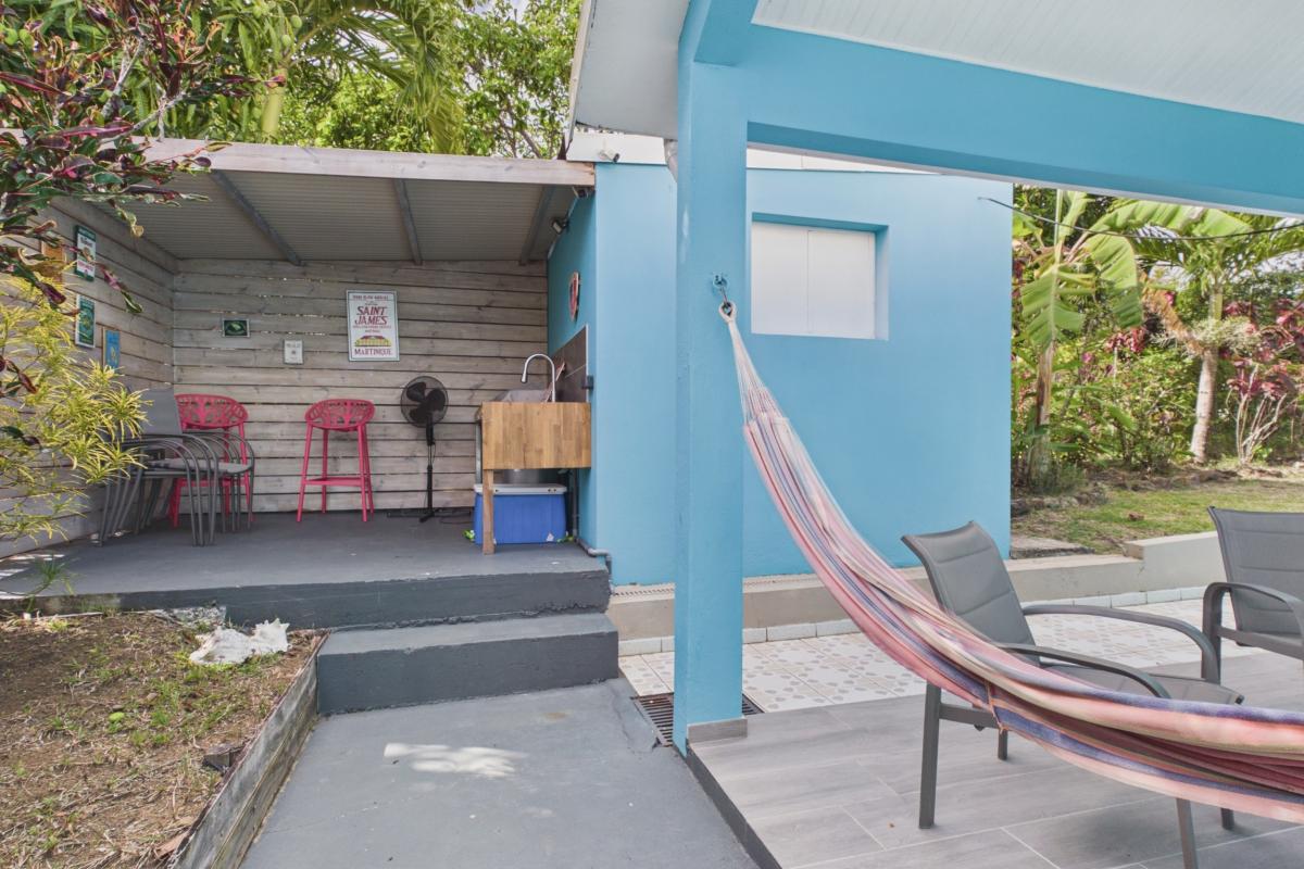piscine-4 chambres-villa-sainte-luce-8-personnes - vue hamac